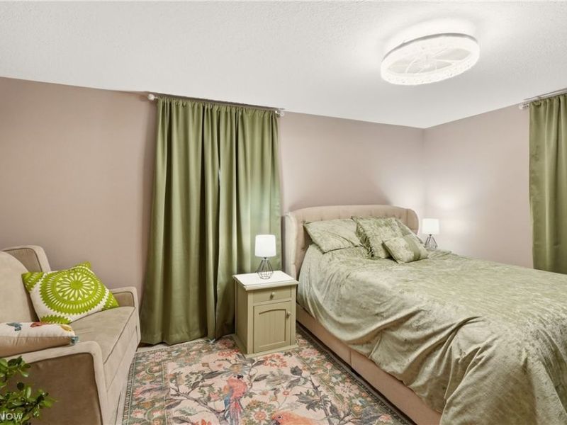 151 E Highland Avenue , Ravenna, OH 44266 Photo 24