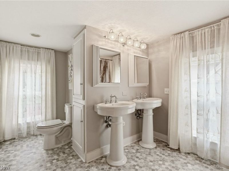 151 E Highland Avenue , Ravenna, OH 44266 Photo 26