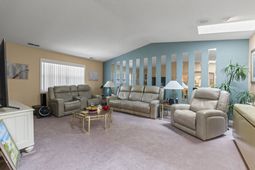 2239 Jackson Circle photo 4