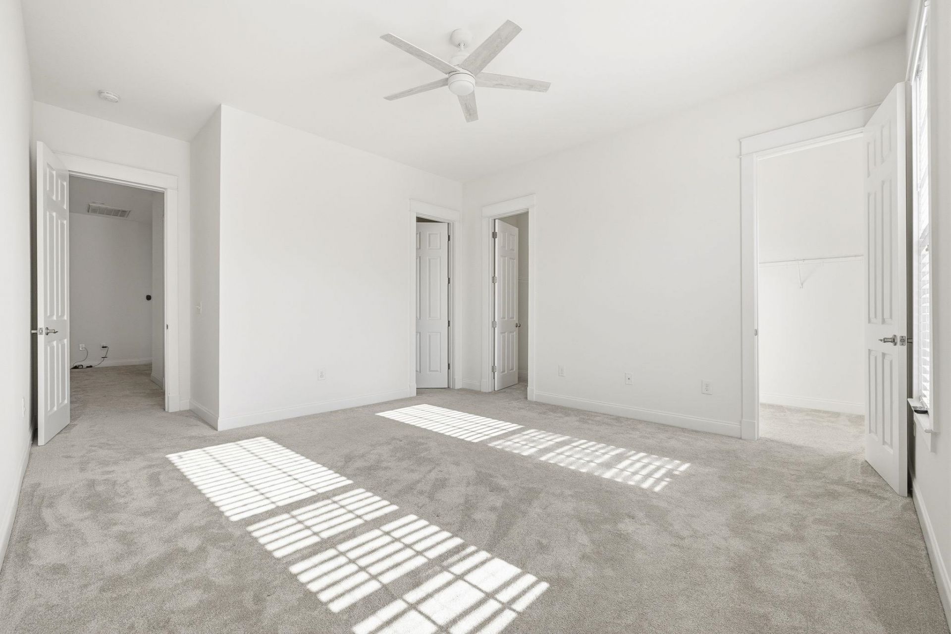 856 Shine Ave.  Photo 16