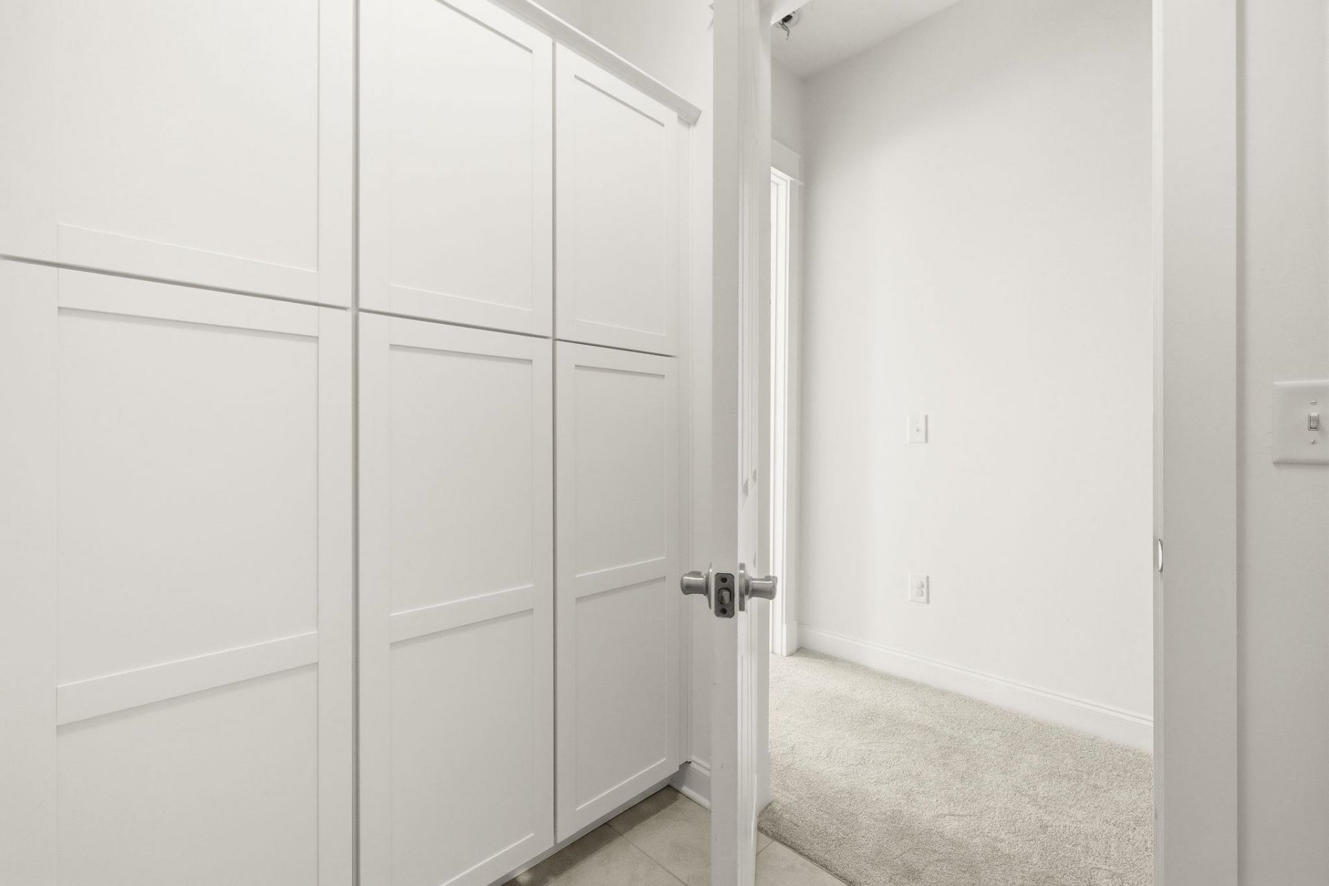 856 Shine Ave.  Photo 25