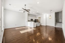 856 Shine Ave.  photo 4