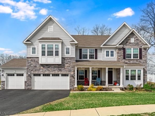 12 Esposito Ln, Roxbury, NJ 07850