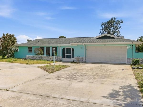 1210 E 3rd ST , LEHIGH ACRES, FL 33936