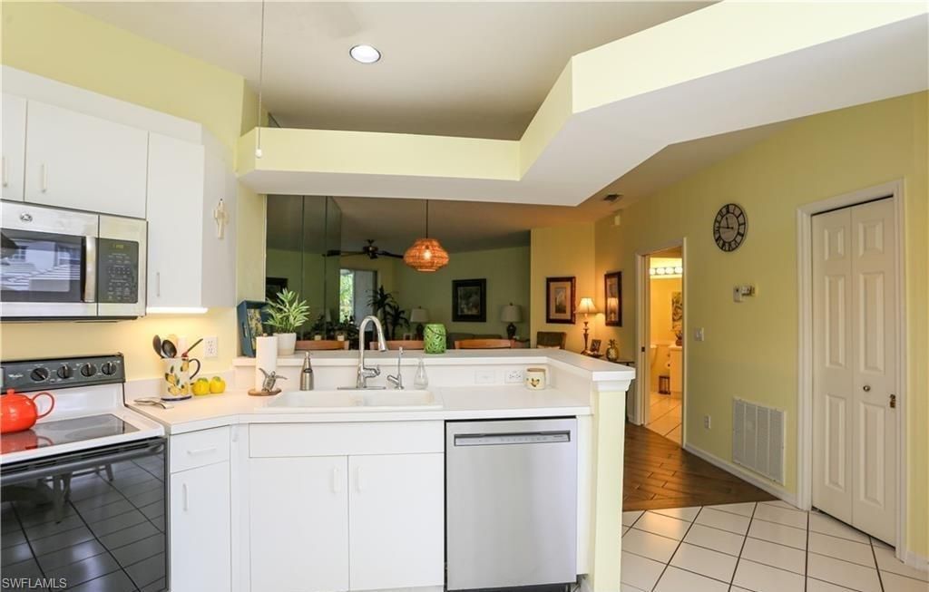 3775 Fieldstone Blvd, Unit 102, Naples, FL 34109 Photo