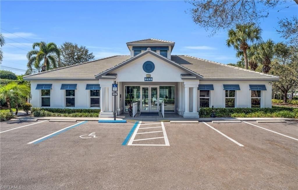 3775 Fieldstone Blvd, Unit 102, Naples, FL 34109 Photo