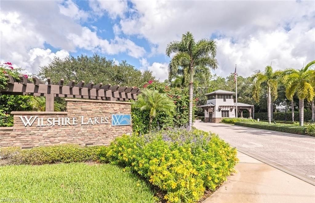 3775 Fieldstone Blvd, Unit 102, Naples, FL 34109 Photo