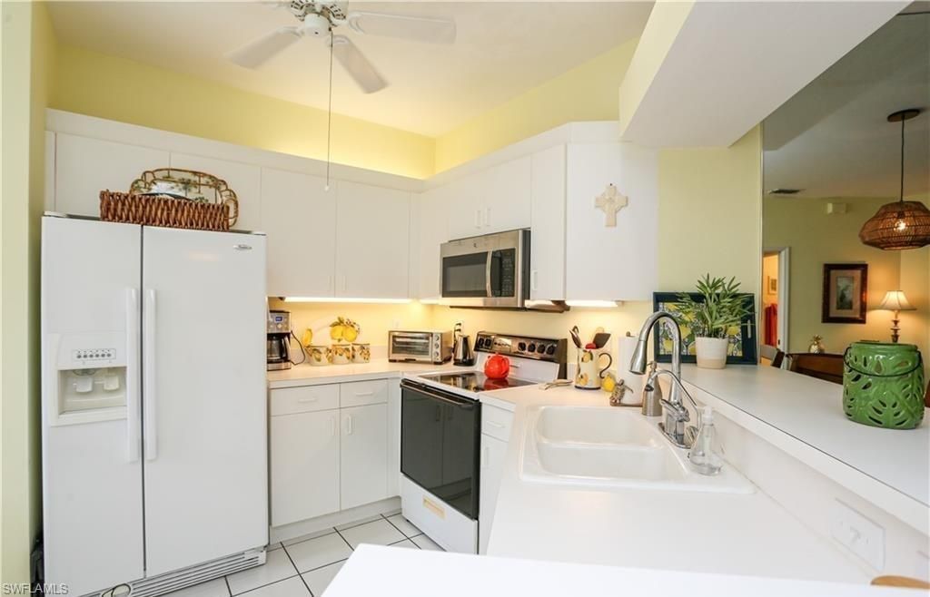 3775 Fieldstone Blvd, Unit 102, Naples, FL 34109 Photo