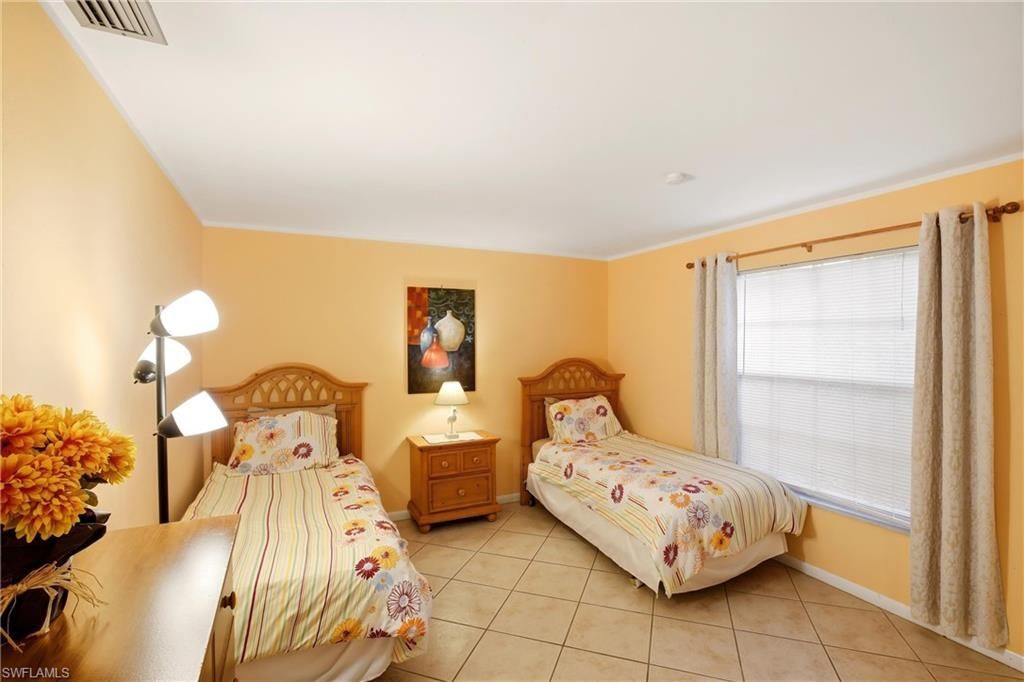 1506 SE 21st Ter , Cape Coral, FL 33990 Photo