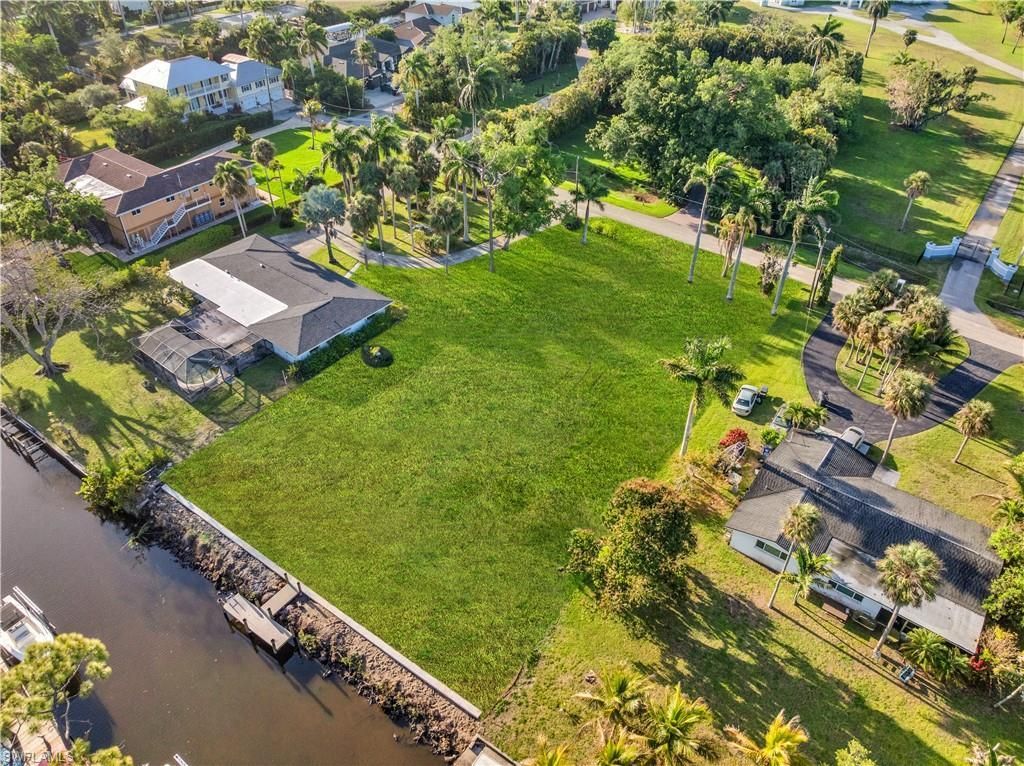 62 Wolcott Dr , North Fort Myers, FL 33903 Photo