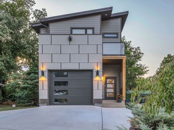 405 30th St , Old Hickory, TN 37138