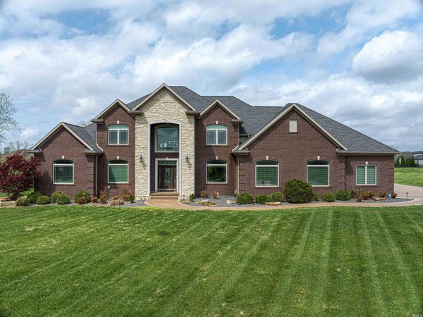 5977 Medinah Drive, Newburgh, IN 47630