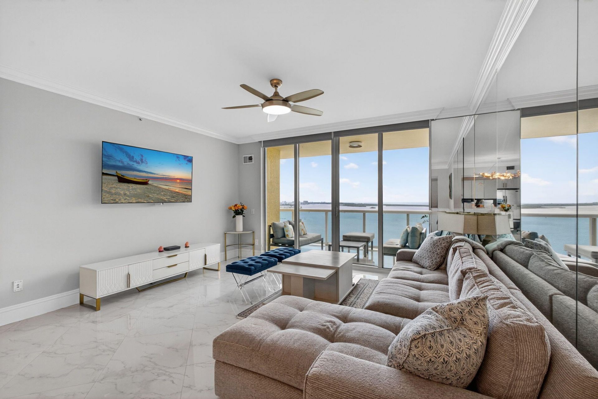 2650 Lake Shore, Unit 2303, Riviera Beach, FL 33404 Photo