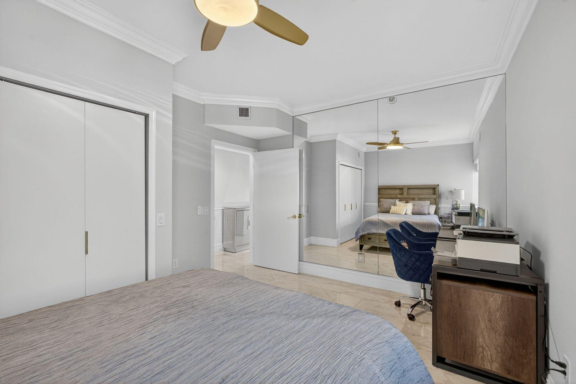 2650 Lake Shore, Unit 2303, Riviera Beach, FL 33404 Photo