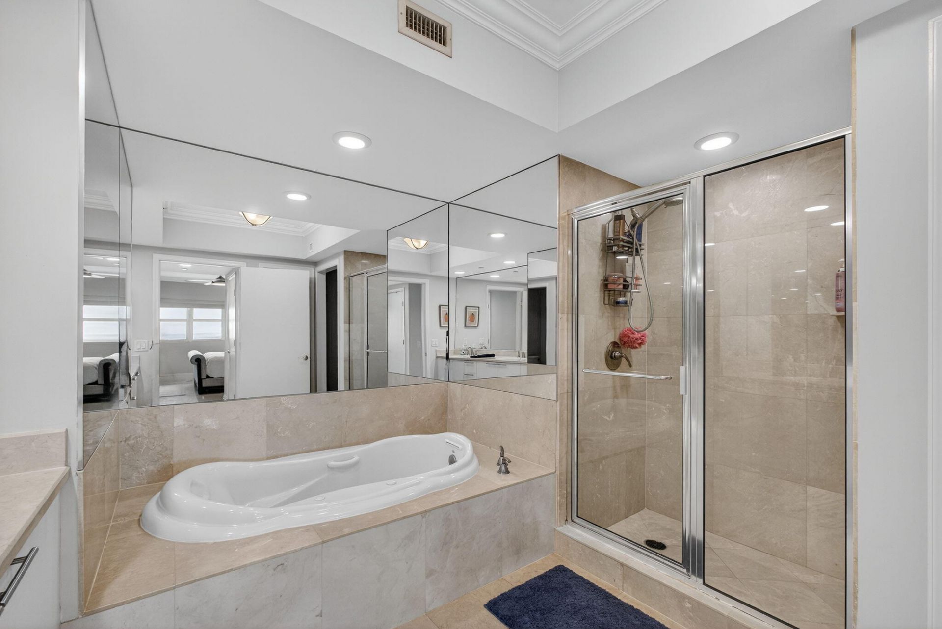 2650 Lake Shore, Unit 2303, Riviera Beach, FL 33404 Photo