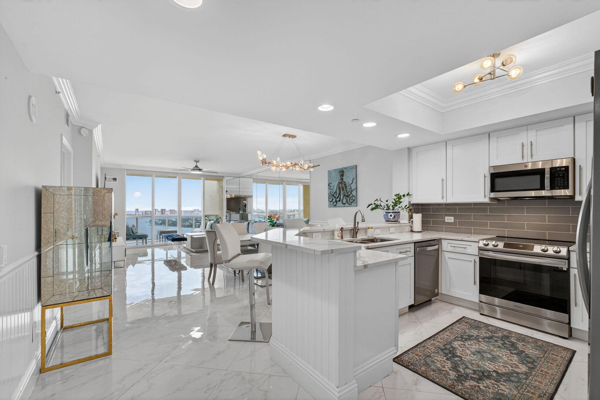 2650 Lake Shore, Unit 2303, Riviera Beach, FL 33404 Photo