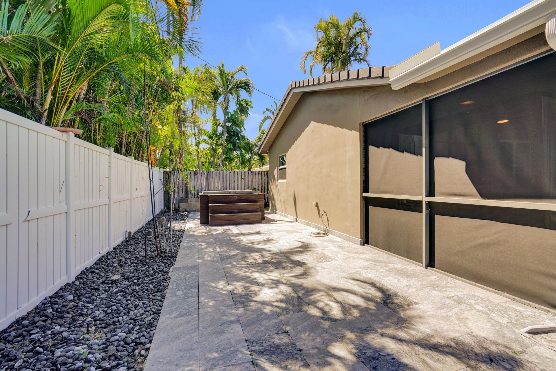 2750 NE 45th Street, Lighthouse Point, FL 33064 Photo