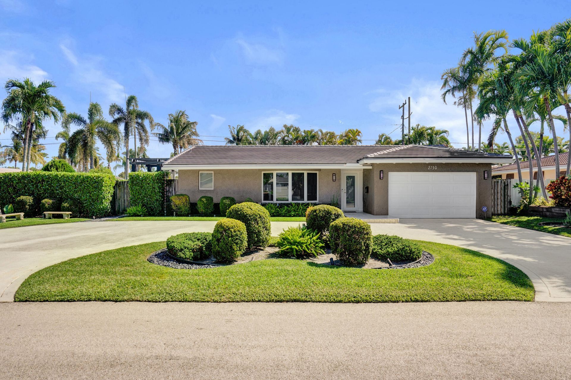 2750 NE 45th Street, Lighthouse Point, FL 33064 Photo