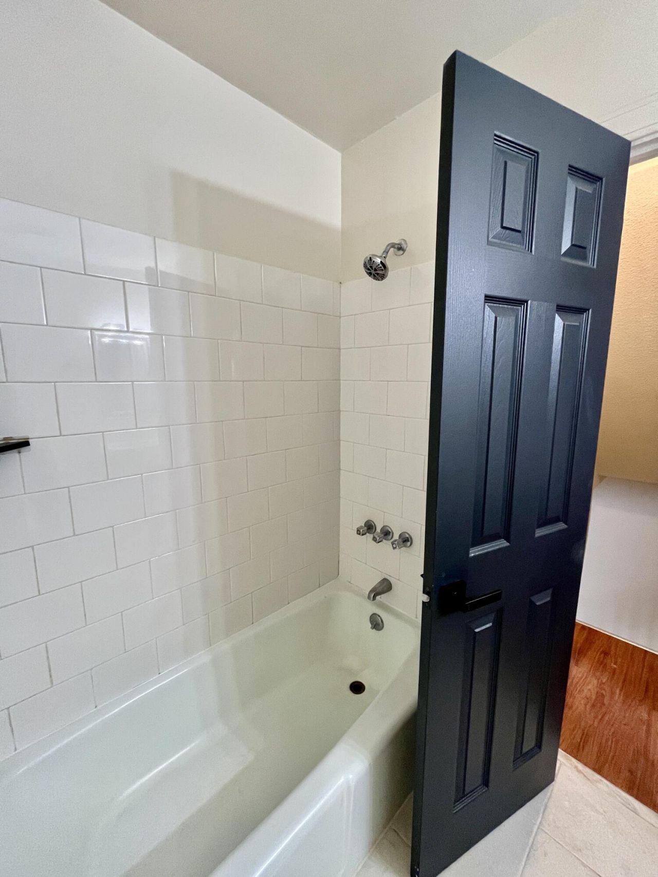 10 Blake Street Photo 17