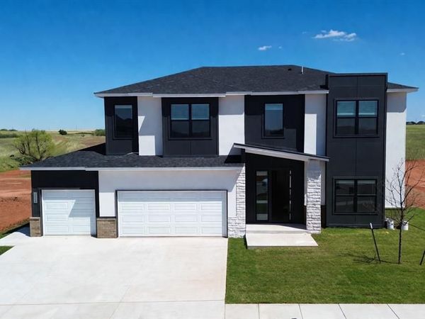 18020 Fields Drive, Edmond, OK 73012