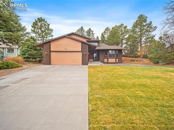 935 War Eagle Drive, Colorado Springs, CO 80919