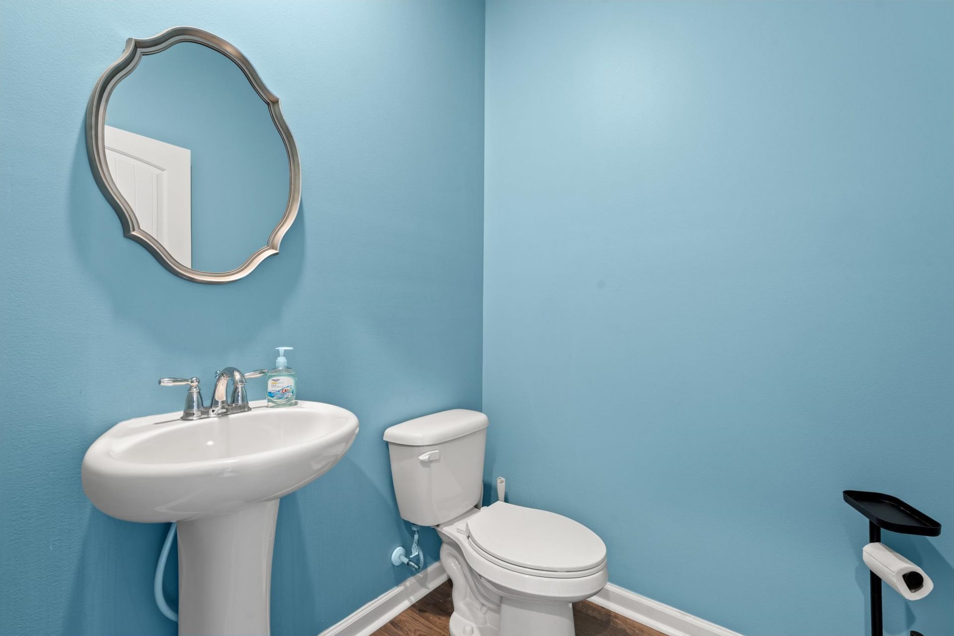 420 Sunforest Way Photo 12