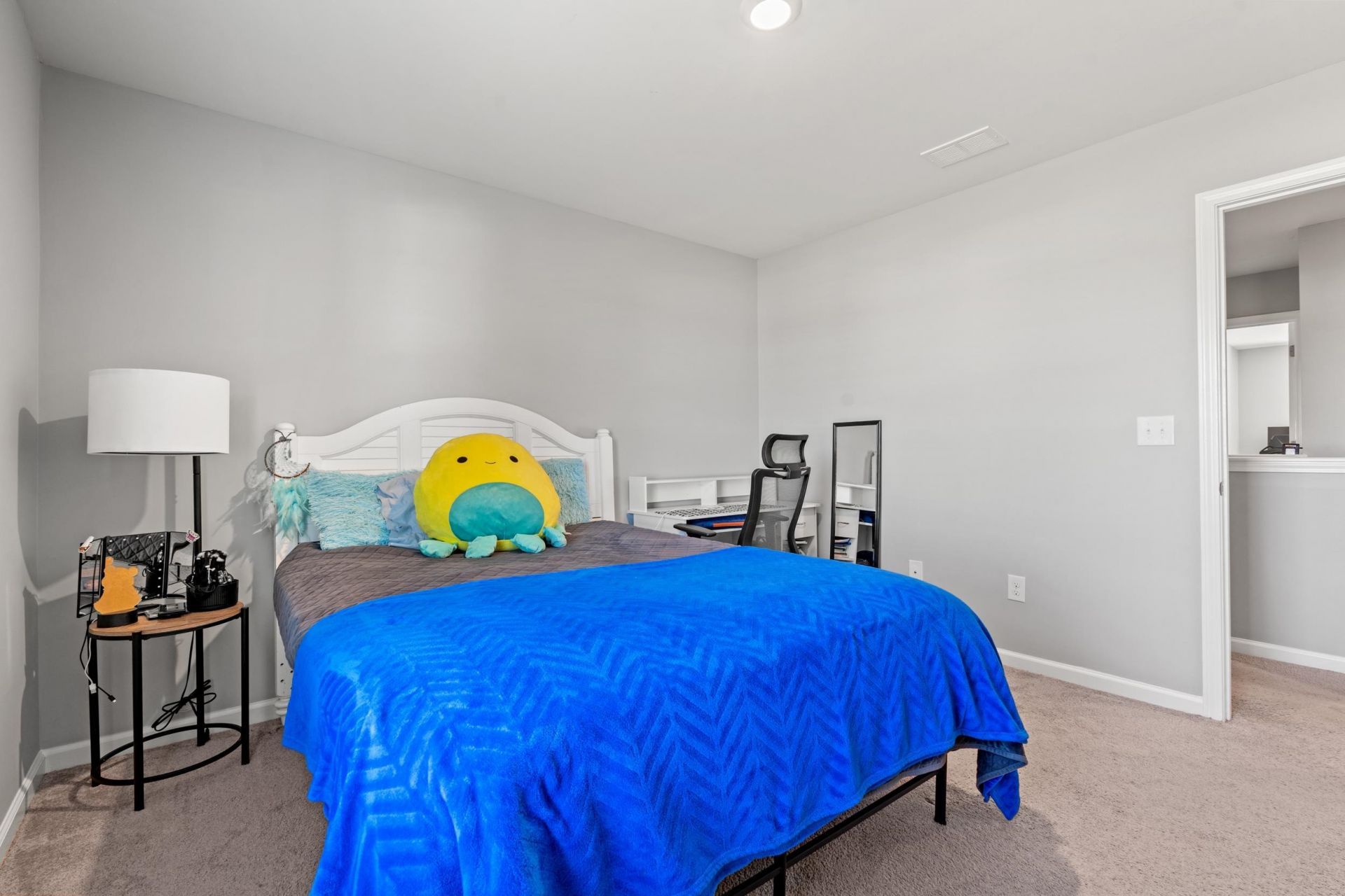 420 Sunforest Way Photo 21