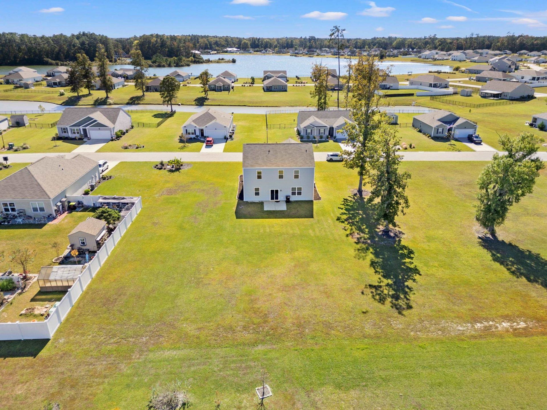 420 Sunforest Way Photo 36