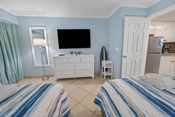 201 74th Ave. N  photo 4