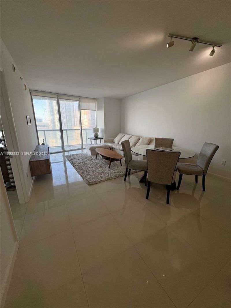 495 Brickell Ave , Unit 3909, Miami, FL 33131 Photo