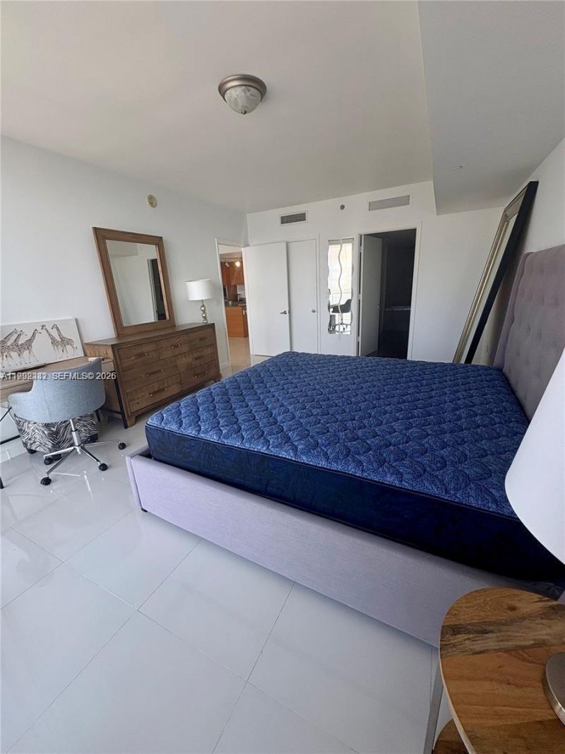 495 Brickell Ave , Unit 3909, Miami, FL 33131 Photo