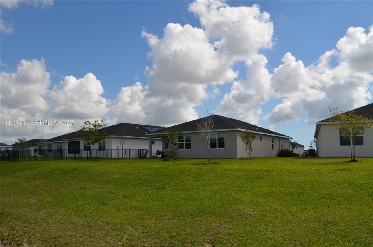 6448 NW Cloverdale Ave , Port Saint Lucie, FL 34987 Photo