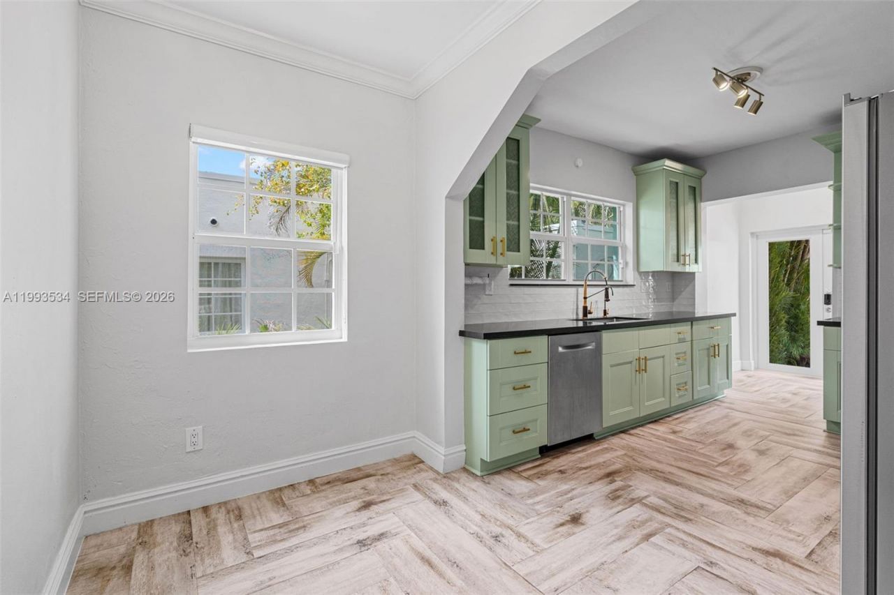 1209 La Mancha Ave, Coral Gables, FL 33134 Photo