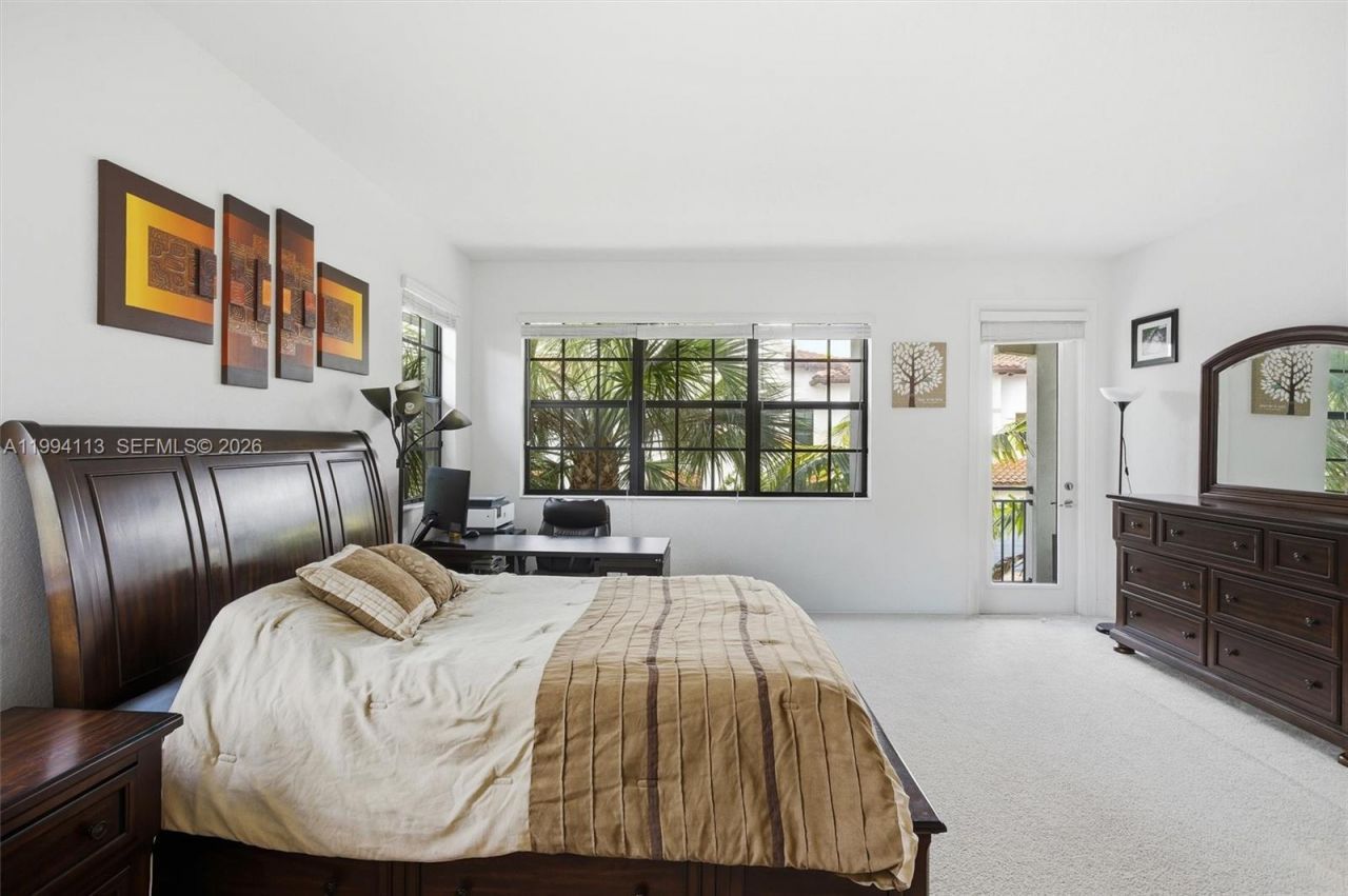 11652 SW 13th Ct , Pembroke Pines, FL 33025 Photo