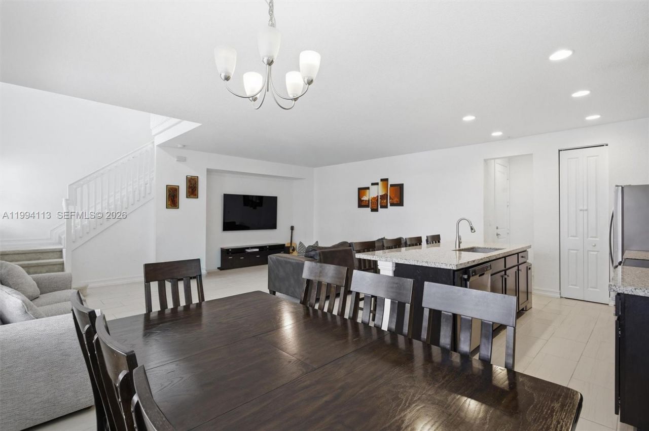 11652 SW 13th Ct , Pembroke Pines, FL 33025 Photo