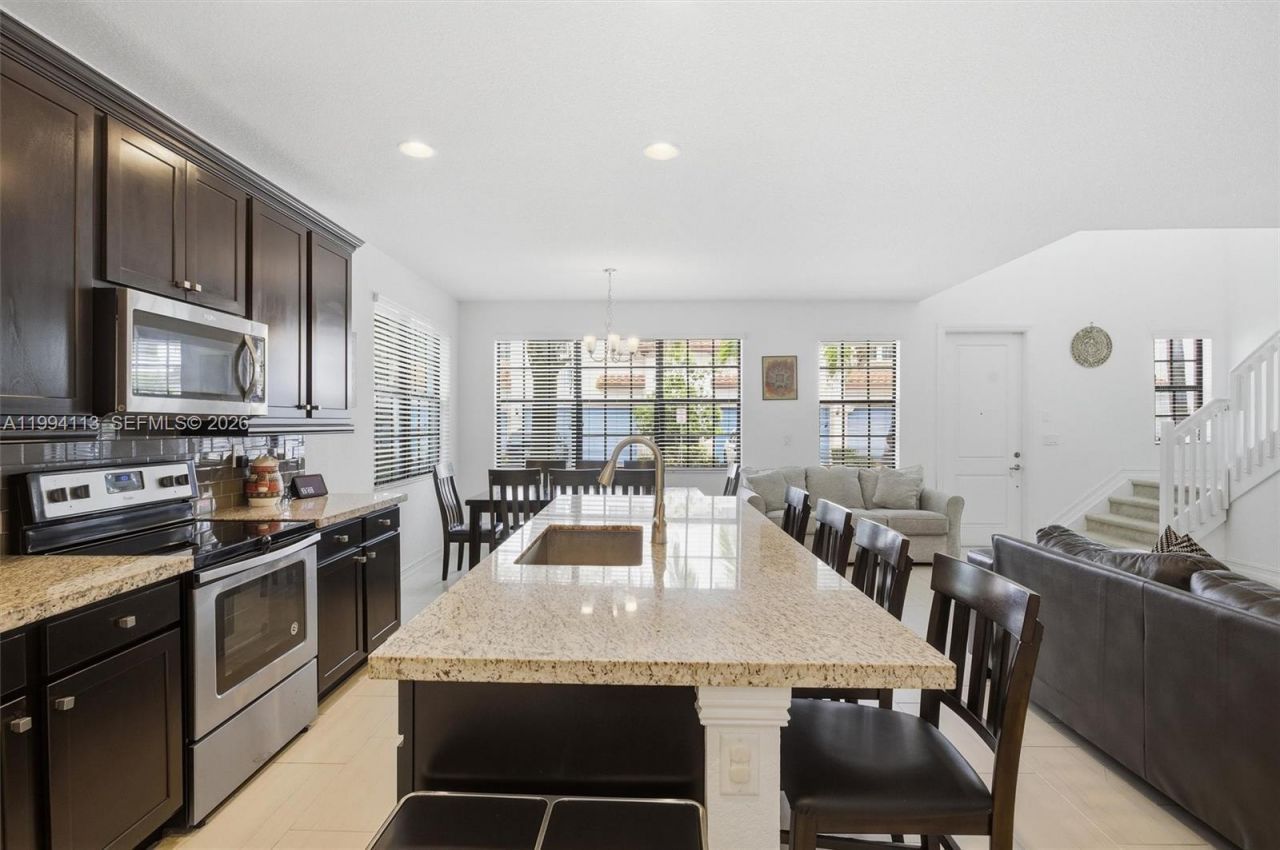 11652 SW 13th Ct , Pembroke Pines, FL 33025 Photo