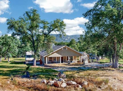 9759 Creekside Dr, Coulterville, CA 95311 Photo