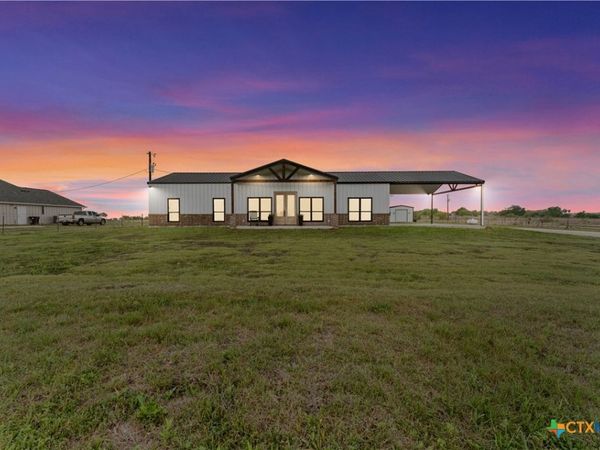 13487 Wedel Cemetery Road, Rogers, TX 76569