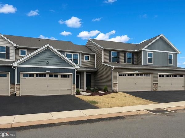 7251 WHITE OAK BOULEVARD , HARRISBURG, PA 17112