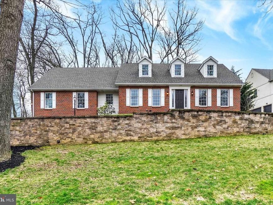 106 Crestlyn, Spry, PA 17402 Main Photo