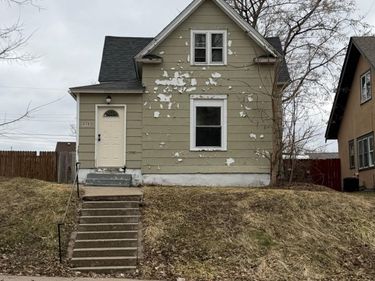 3743 Bryant Avenue N, Minneapolis, MN 55412