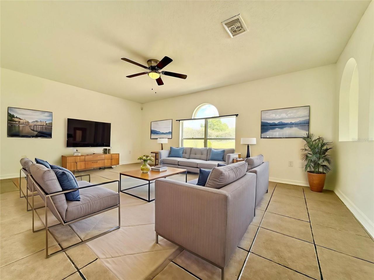 6636 Pomeroy Circle, Orlando, FL 32810 Photo