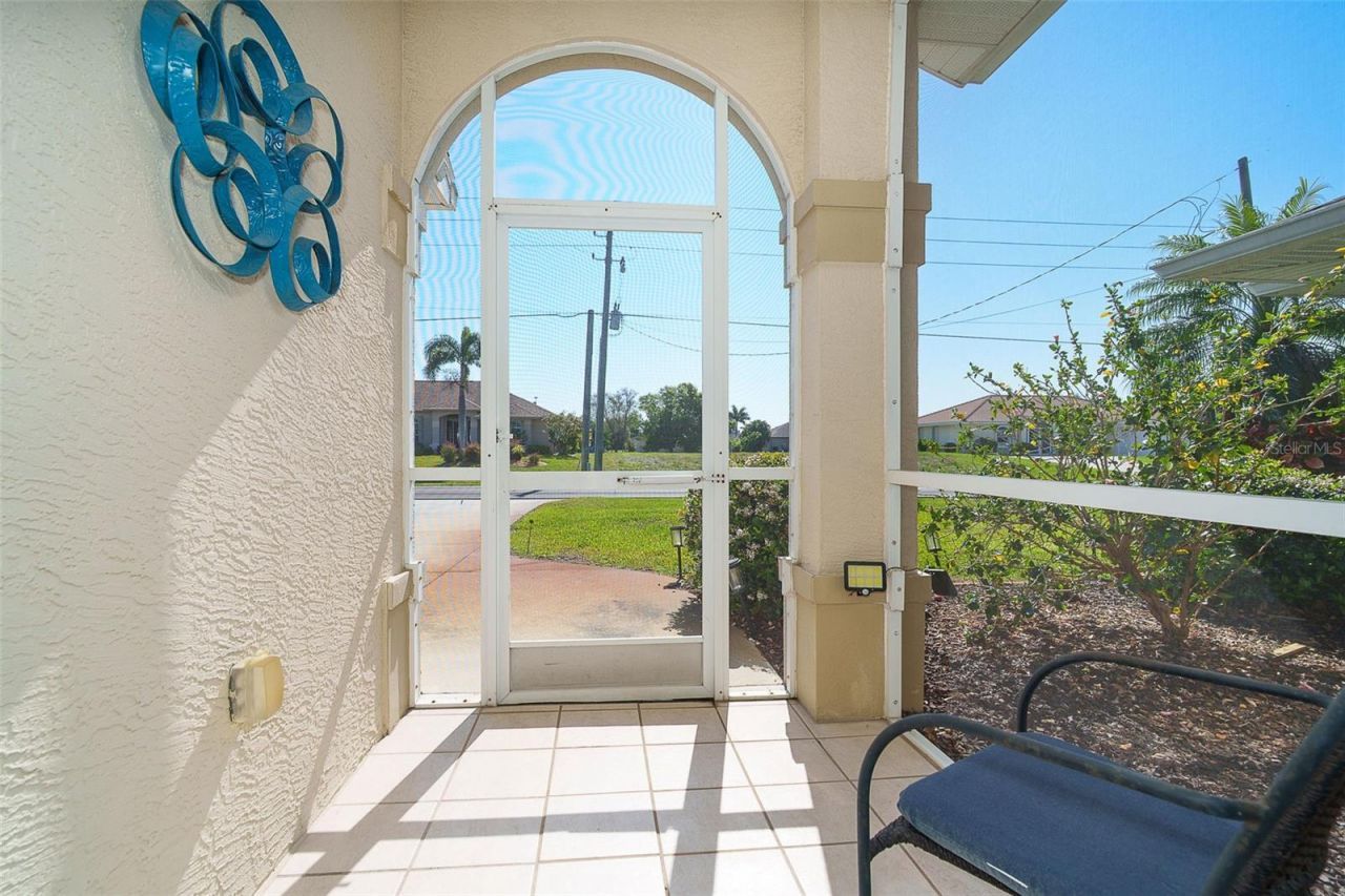 920 Rotonda Circle , Rotonda West, FL 33947 Photo