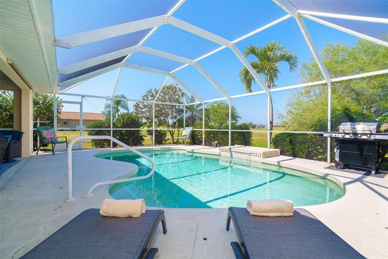 920 Rotonda Circle , Rotonda West, FL 33947 Photo