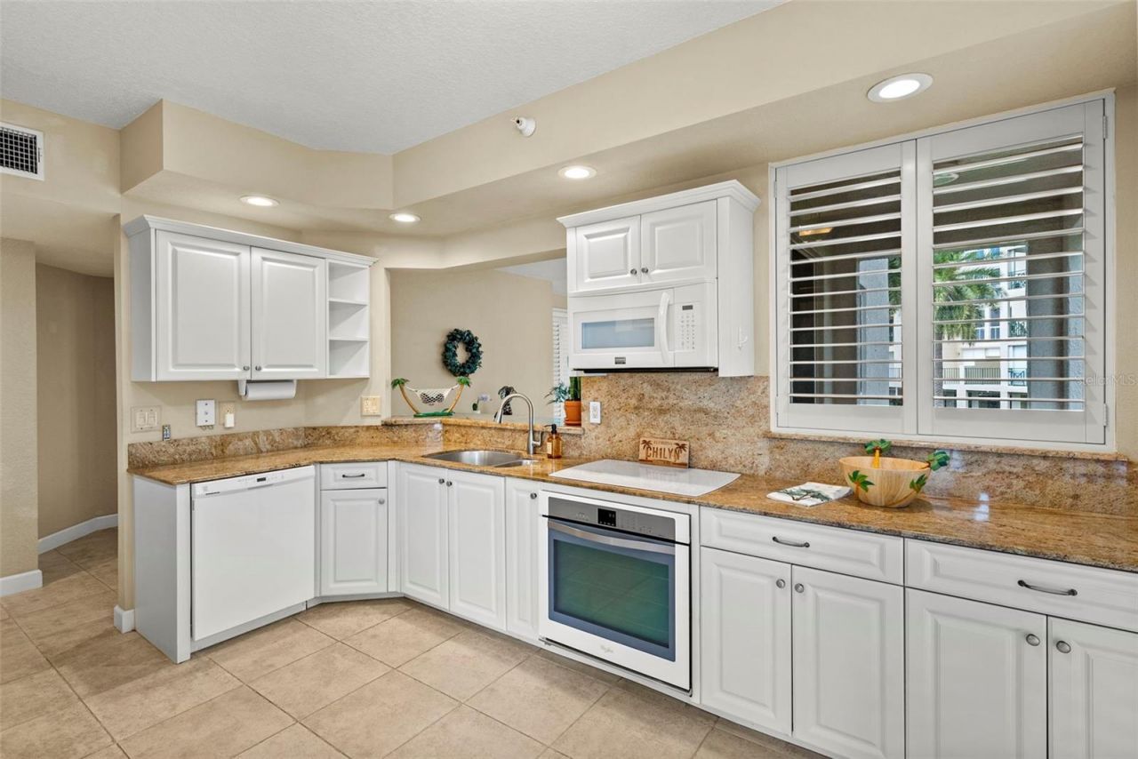 4780 Dolphin Cay Lane S, Unit 109, Saint Petersburg, FL 33711 Photo