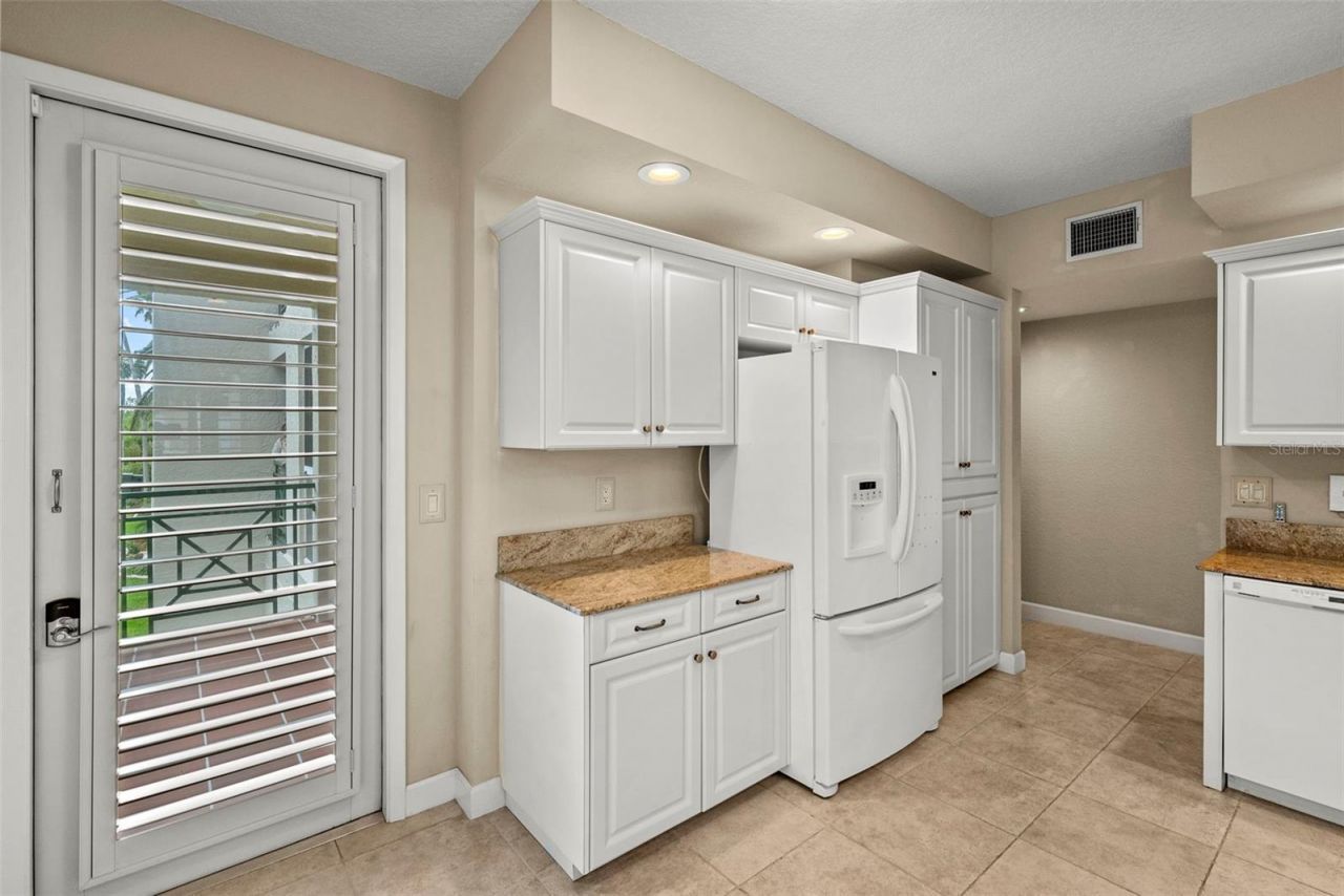 4780 Dolphin Cay Lane S, Unit 109, Saint Petersburg, FL 33711 Photo