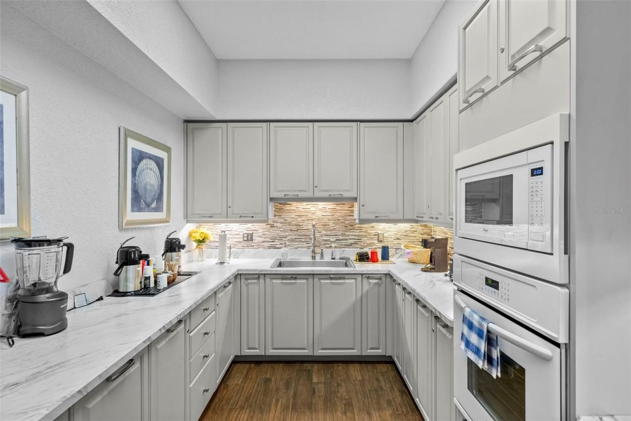 4780 Dolphin Cay Lane S, Unit 109, Saint Petersburg, FL 33711 Photo