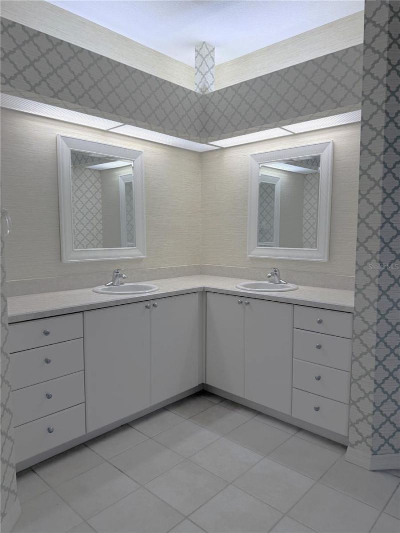 13 Oak Village Boulevard S, Homosassa, FL 34446 Photo