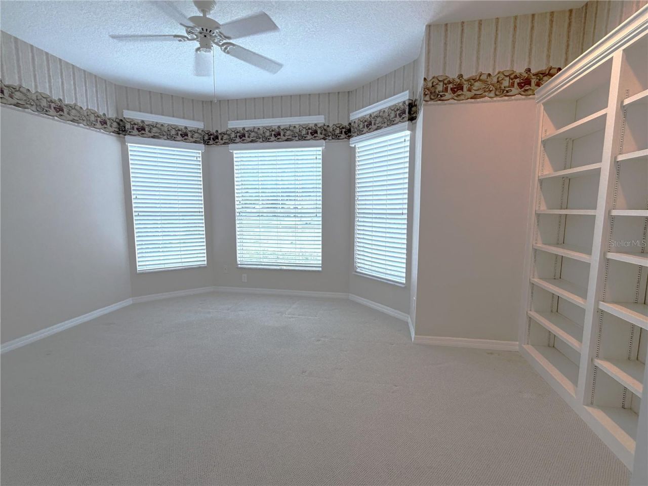 13 Oak Village Boulevard S, Homosassa, FL 34446 Photo