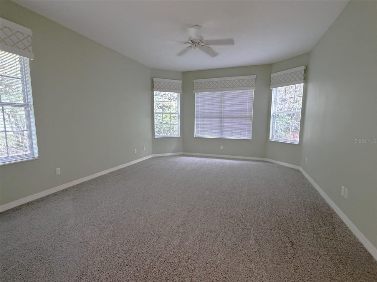 13 Oak Village Boulevard S, Homosassa, FL 34446 Photo